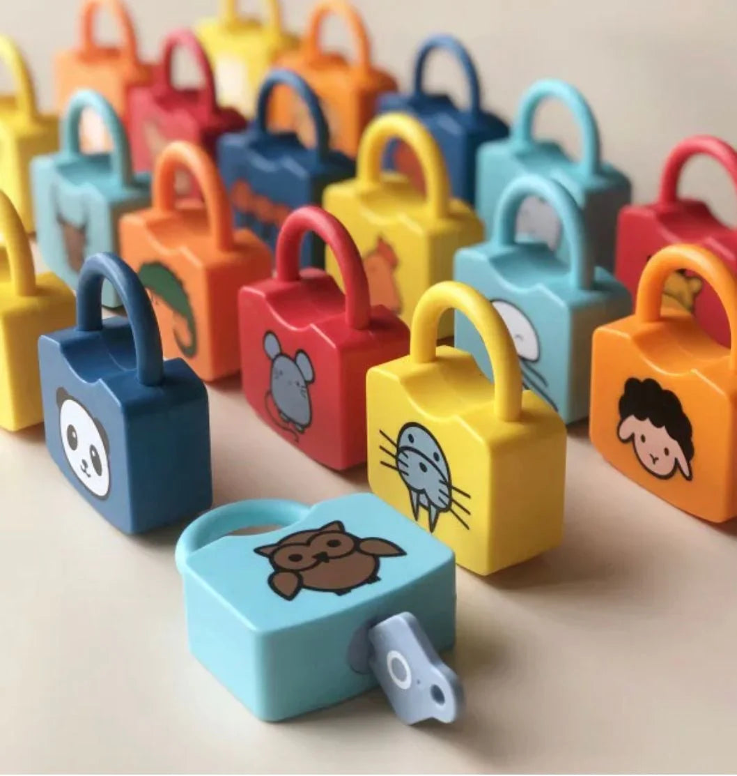 Abc Locks ABC Children's Learning Lock Alphabet Set with 26 Locks and 26 Keys fo ...