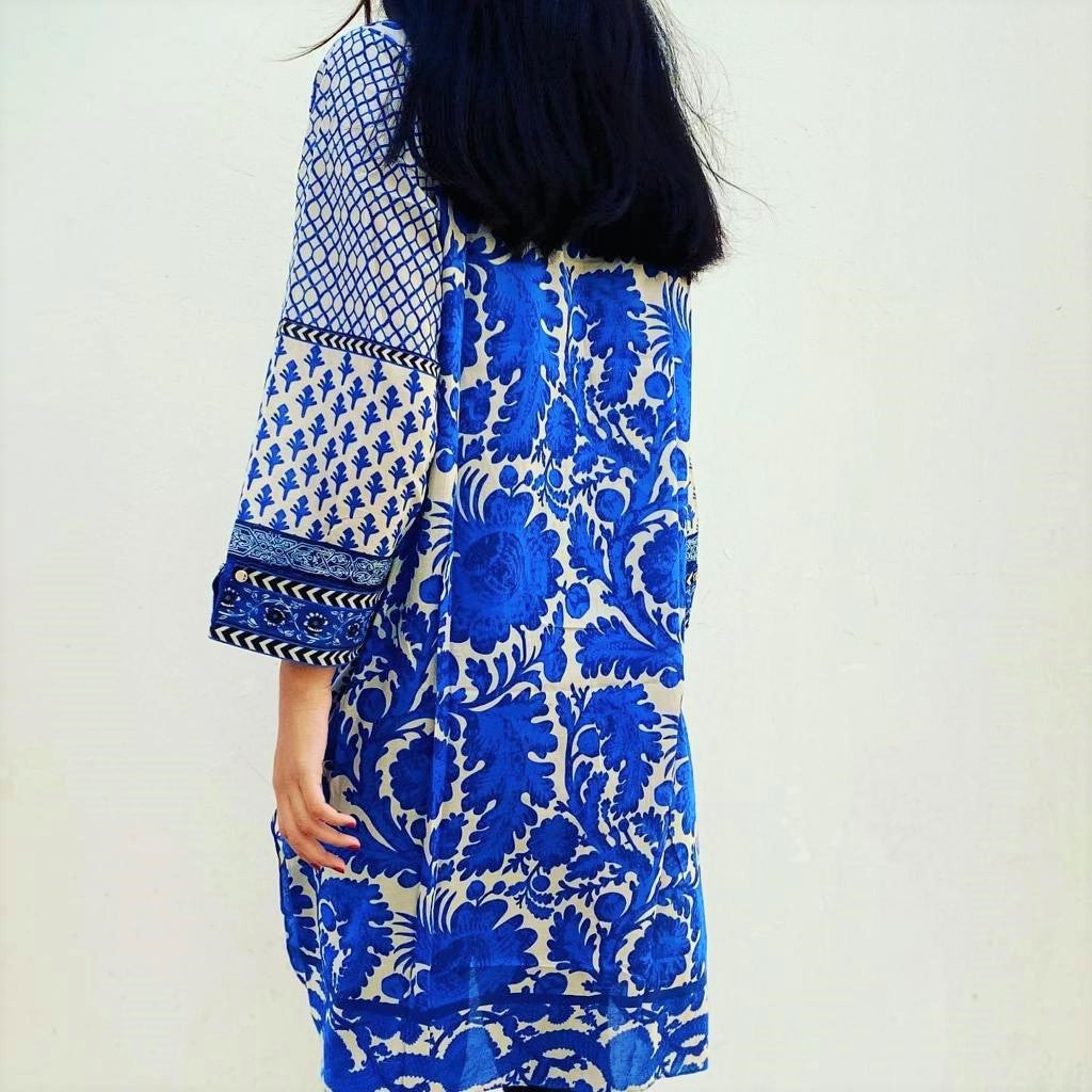 Saadia's Style : Printed Cotton Lawn Shirt (Off-white & Blue)